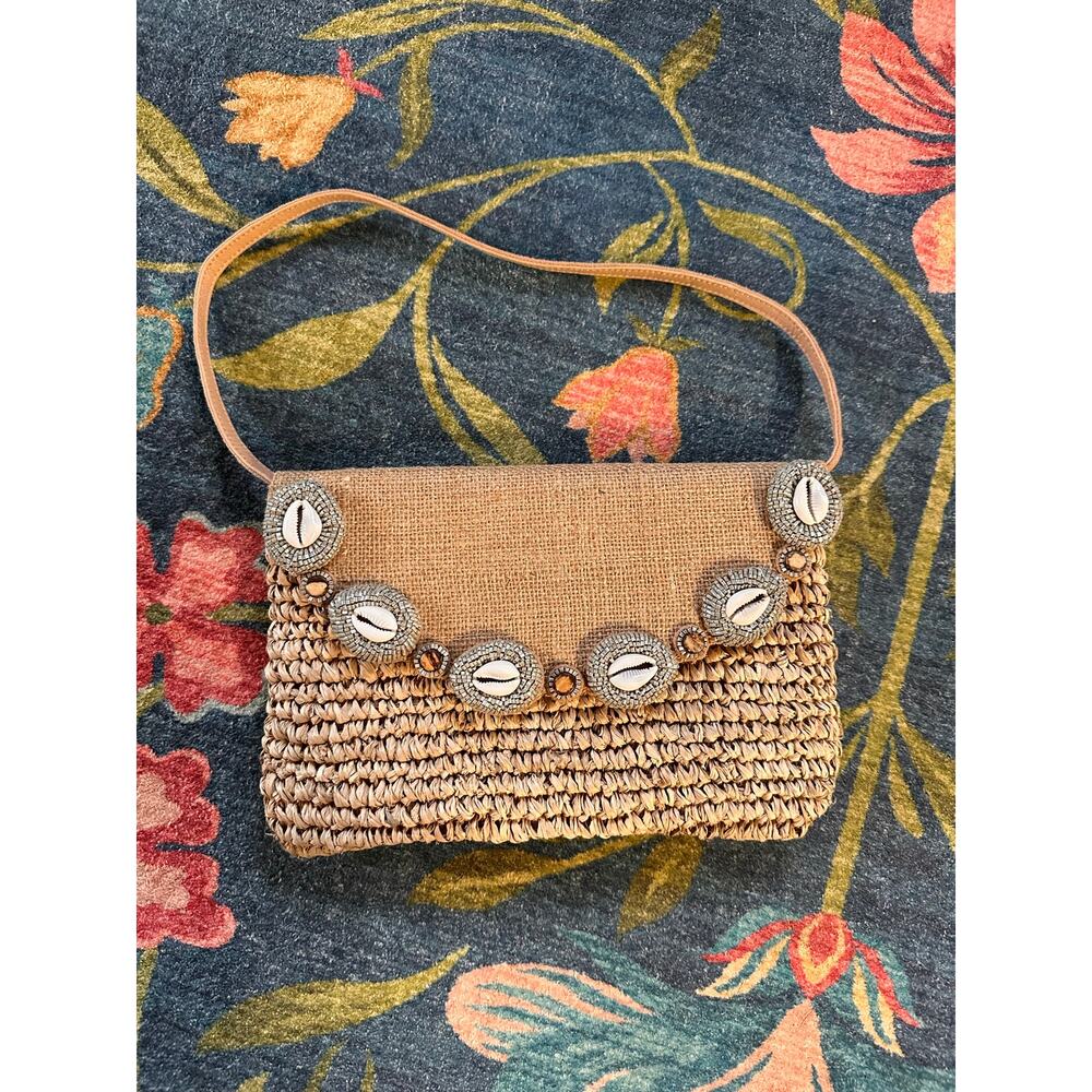 Tommy Bahama Woven Shell Bag *Missing Tassels*